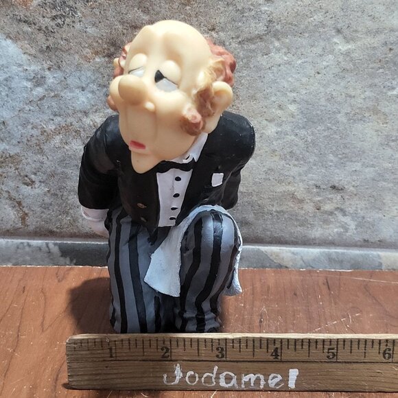 Vintage James the Butler Wine Bottle Holder Stand - Picture 10 of 12